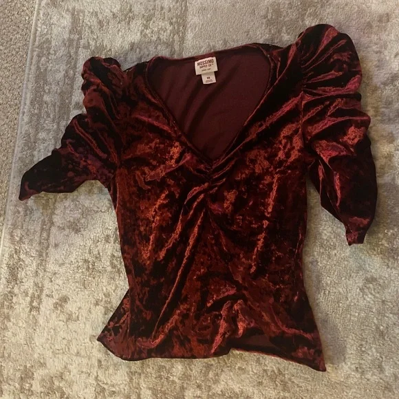 Maroon Velvet Cap Sleeve Crop Top - Picture 1 of 1